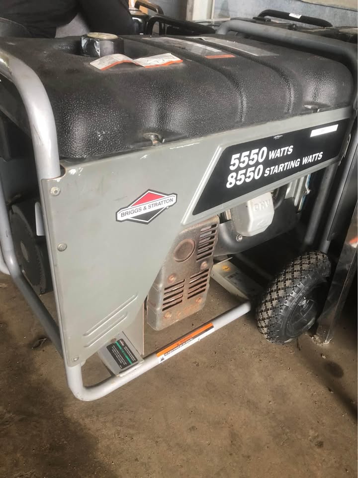 Briggs & Stratton Portable Generator Watts 8550/5550