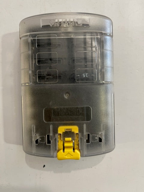 BLUE SEA SYSTEM  ST BLADE FUSE BLOCK 6 CIRCUIT 5025