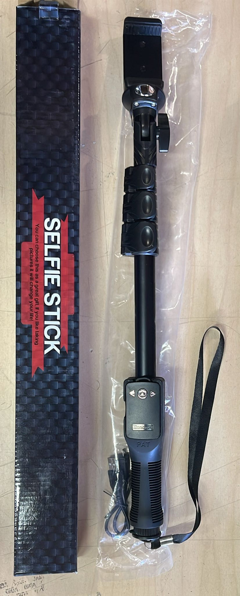 Wired Selfie Stick Monopod Built-in Self-Portrait for Cell Phones